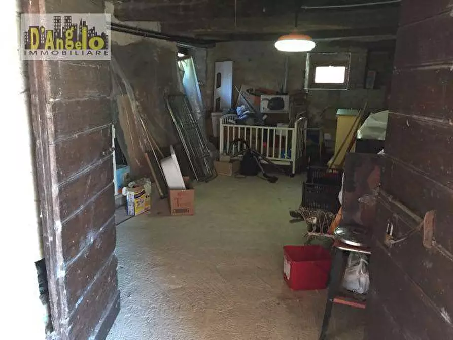 Immagine 9 di Baita in vendita  in Contrada Colle a Rotella