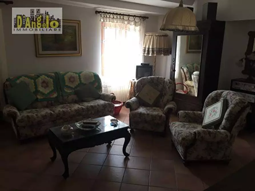 Immagine 17 di Baita in vendita  in Contrada Colle a Rotella