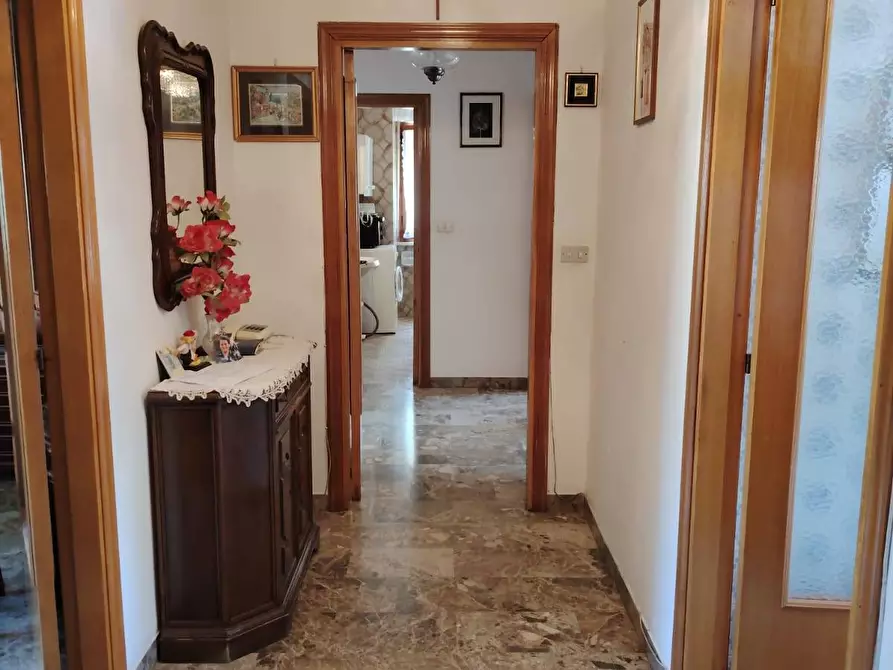 Immagine 6 di Appartamento in vendita  in Via Borgo Giacomo Leopardi a Offida