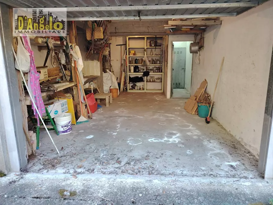 Immagine 10 di Appartamento in vendita  in Via Borgo Giacomo Leopardi a Offida