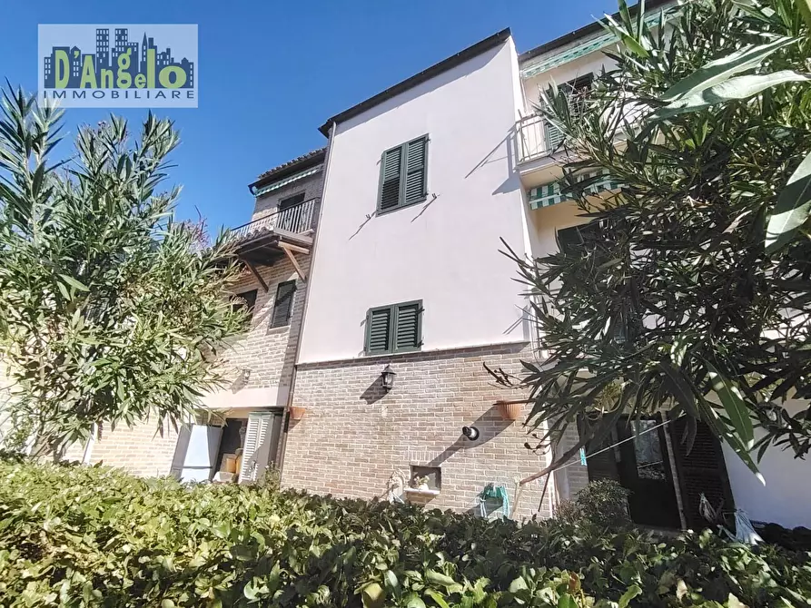 Immagine 2 di Casa indipendente in vendita  in Via San Michele 57 a Offida