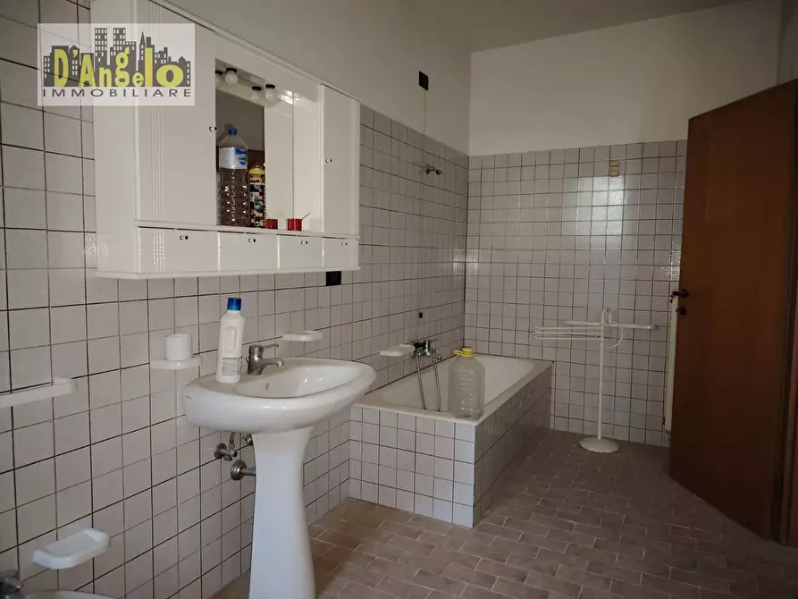 Immagine 15 di Casa indipendente in vendita  in CONTRADA CIAFONE a Offida