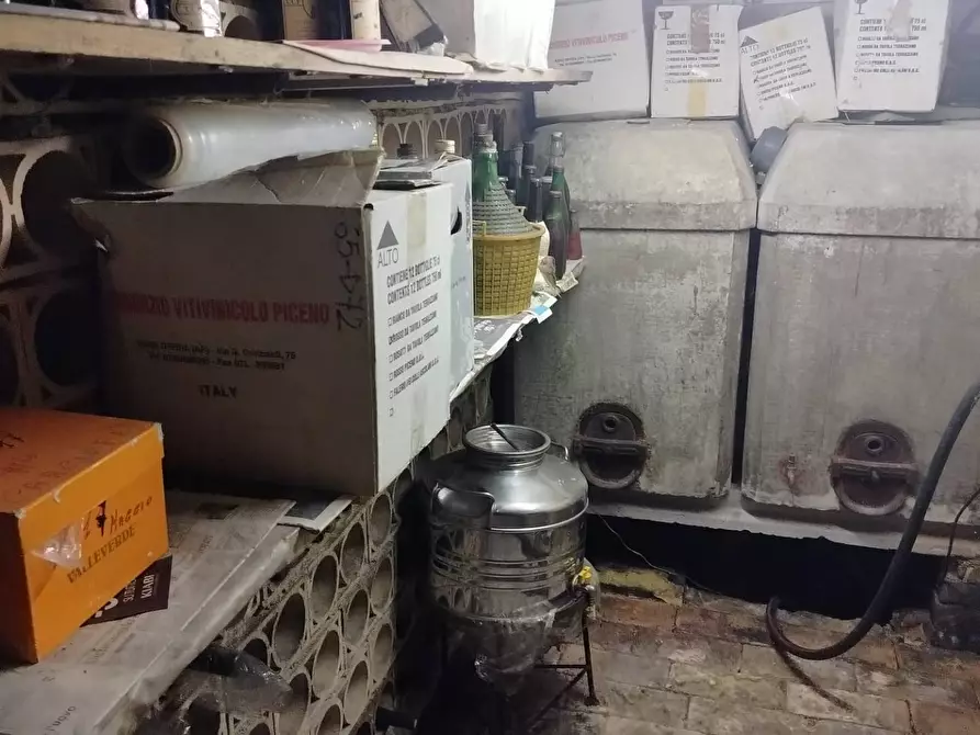 Immagine 9 di Casa indipendente in vendita  in Borgo Cappuccini 46 a Offida