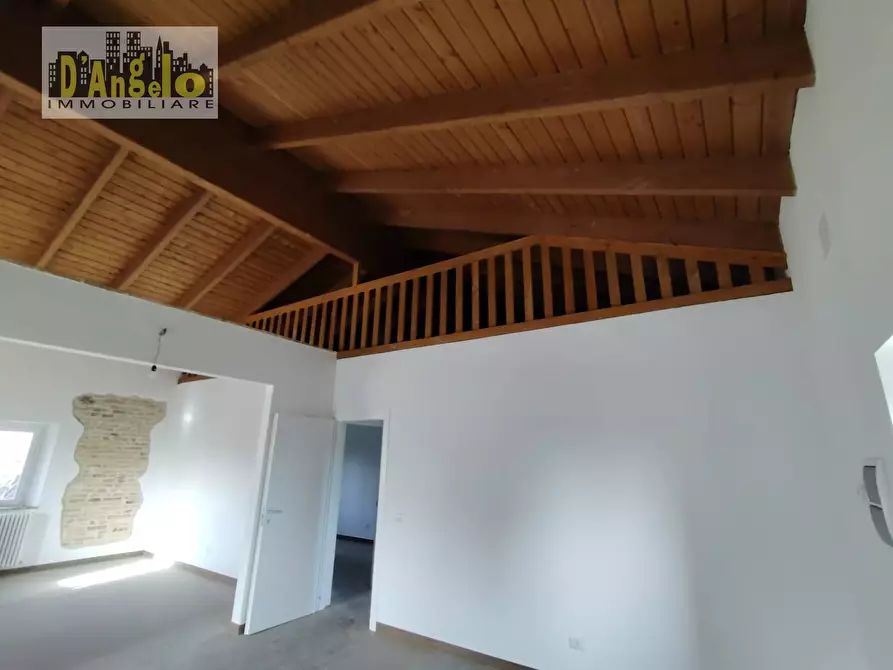 Immagine 18 di Casa indipendente in vendita  in Contrada Grazie a Cossignano