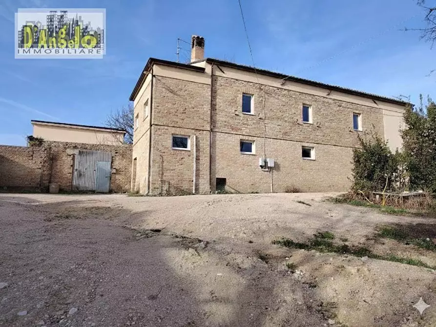 Immagine 1 di Casa indipendente in vendita  in Contrada Grazie a Cossignano