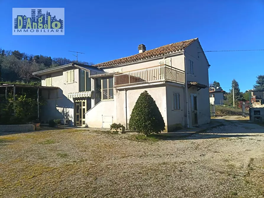 Immagine 3 di Casa indipendente in vendita  in Contrada Lava 134 a Offida