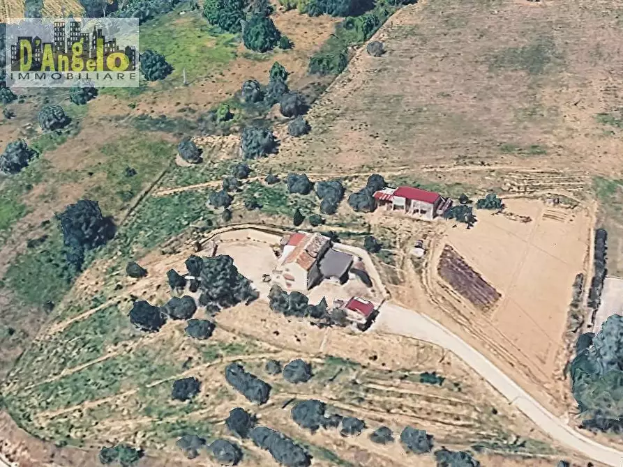 Immagine 1 di Casa indipendente in vendita  in Contrada Lava 134 a Offida