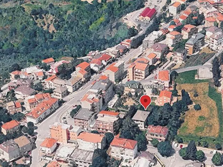 Immagine 1 di Villa in vendita  in Viale Mazzini a Offida