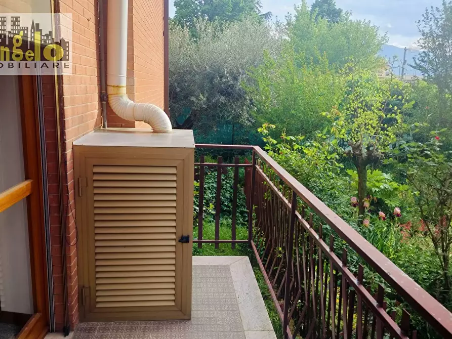 Immagine 8 di Appartamento in vendita  in Via Serafino Cellini a Castel Di Lama