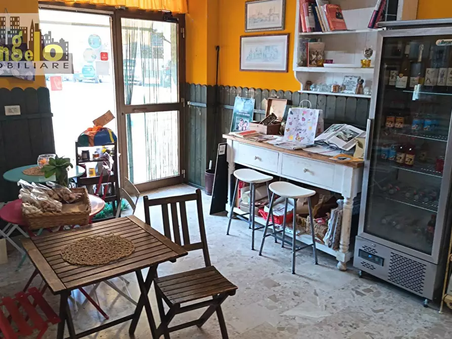 Immagine 4 di Attività commerciale in vendita  in Via Roma 6/A a Offida