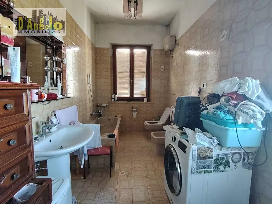 Immagine 11 di Casa indipendente in vendita  in Piazza Costantino Tamanti 35/36/37 a Petritoli