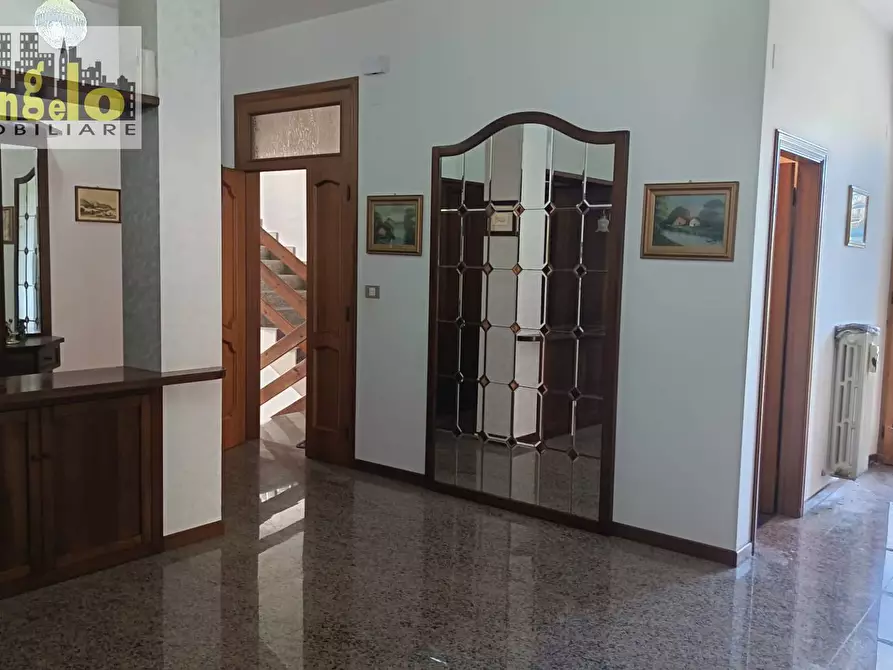 Immagine 3 di Appartamento in vendita  a Castorano