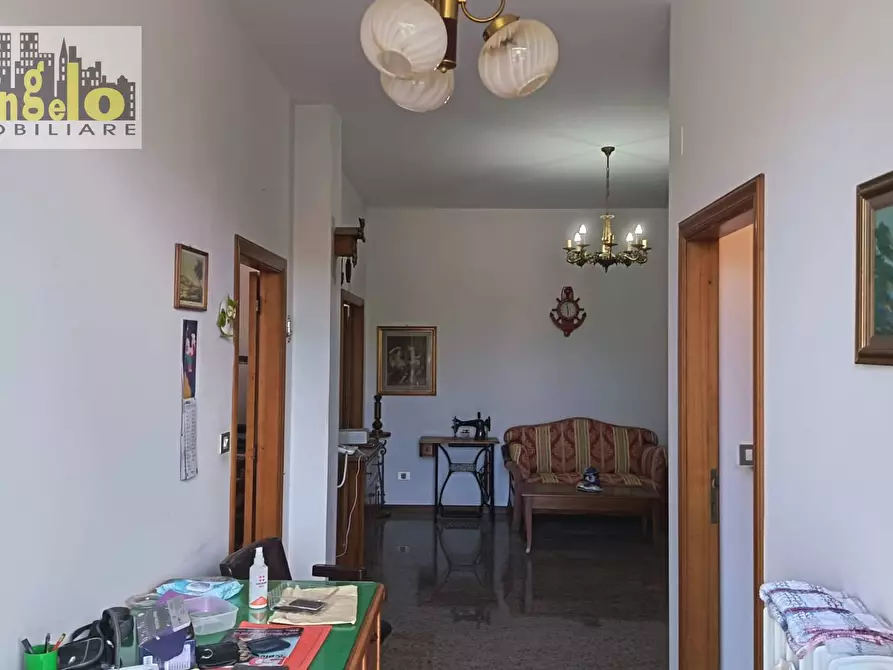 Immagine 4 di Appartamento in vendita  a Castorano
