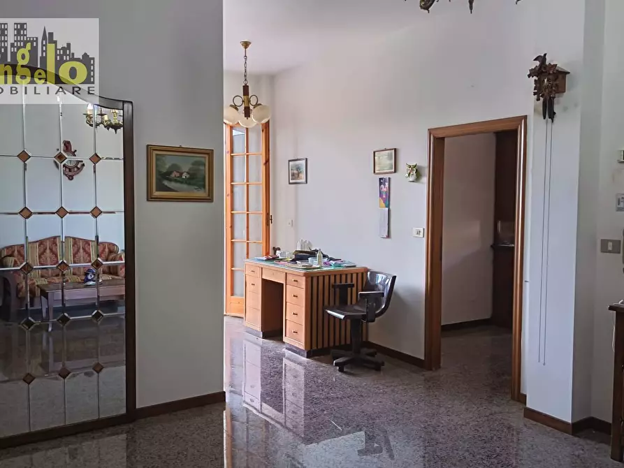Immagine 2 di Appartamento in vendita  a Castorano
