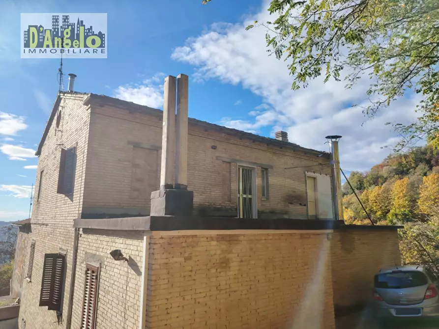 Immagine 1 di Appartamento in vendita  in Contrada Monti 3 a Montalto Delle Marche