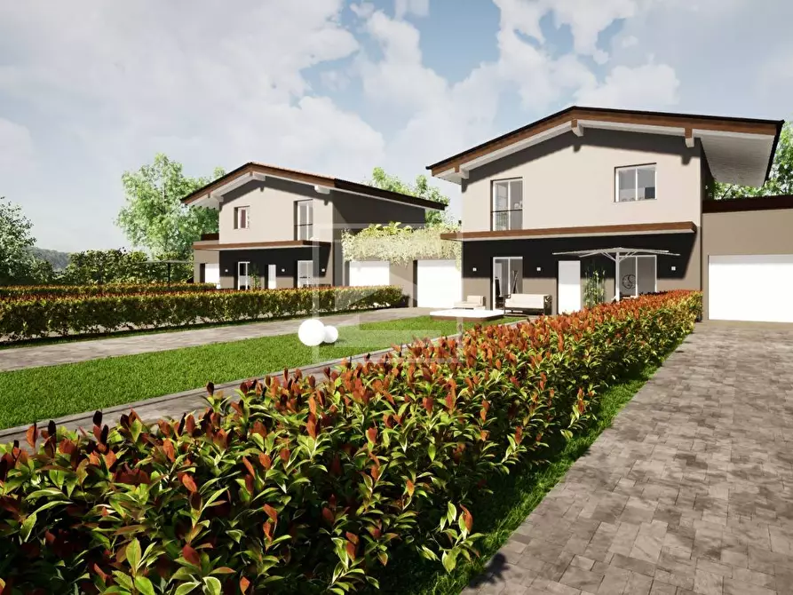 Immagine 30 di Casa semindipendente in vendita  in VIALE ROMA a Lonato del Garda