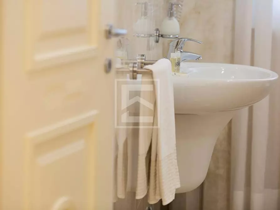 Immagine 10 di Appartamento in vendita  in aureliano a Desenzano Del Garda