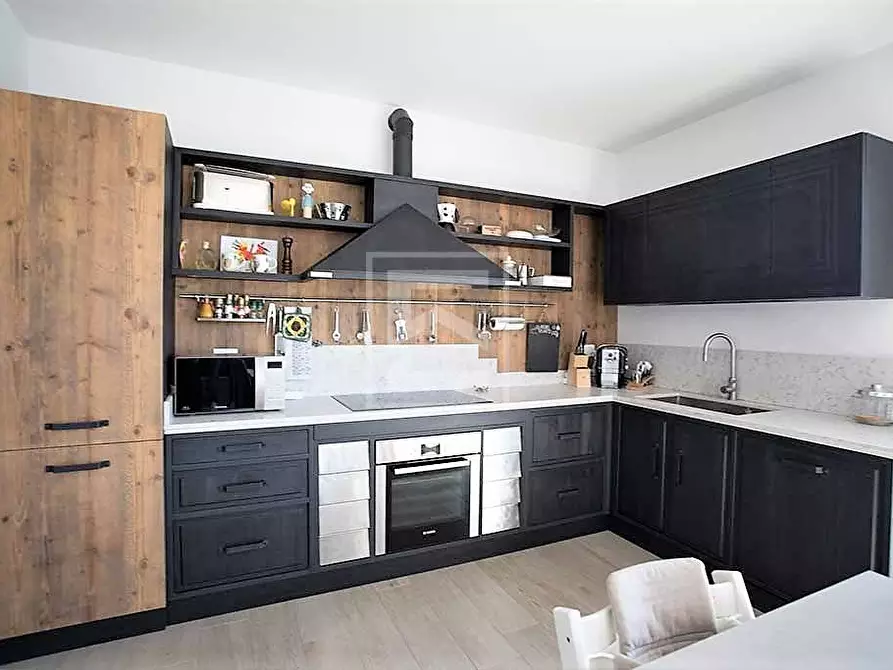 Immagine 20 di Villa in vendita  in Via Lonato a Castiglione Delle Stiviere