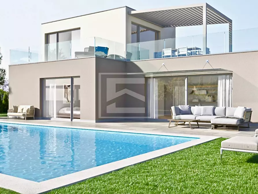 Immagine 20 di Villa in vendita  in Via Lavagnone a Desenzano Del Garda