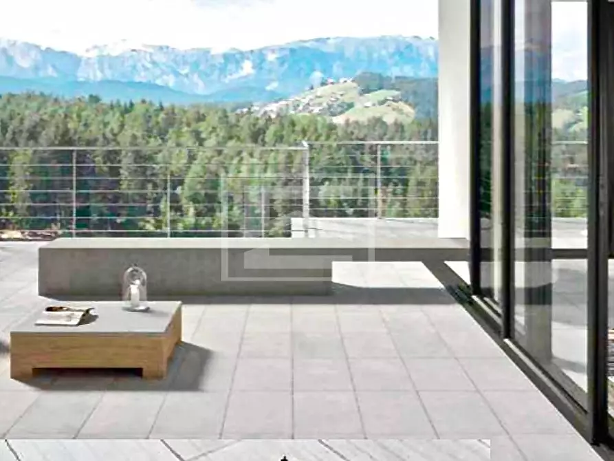 Immagine 27 di Villa in vendita  in Via Lavagnone a Desenzano Del Garda