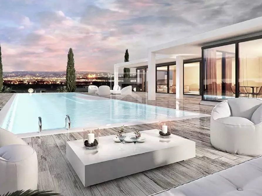 Immagine 8 di Villa in vendita  in Via san pietro a Desenzano Del Garda