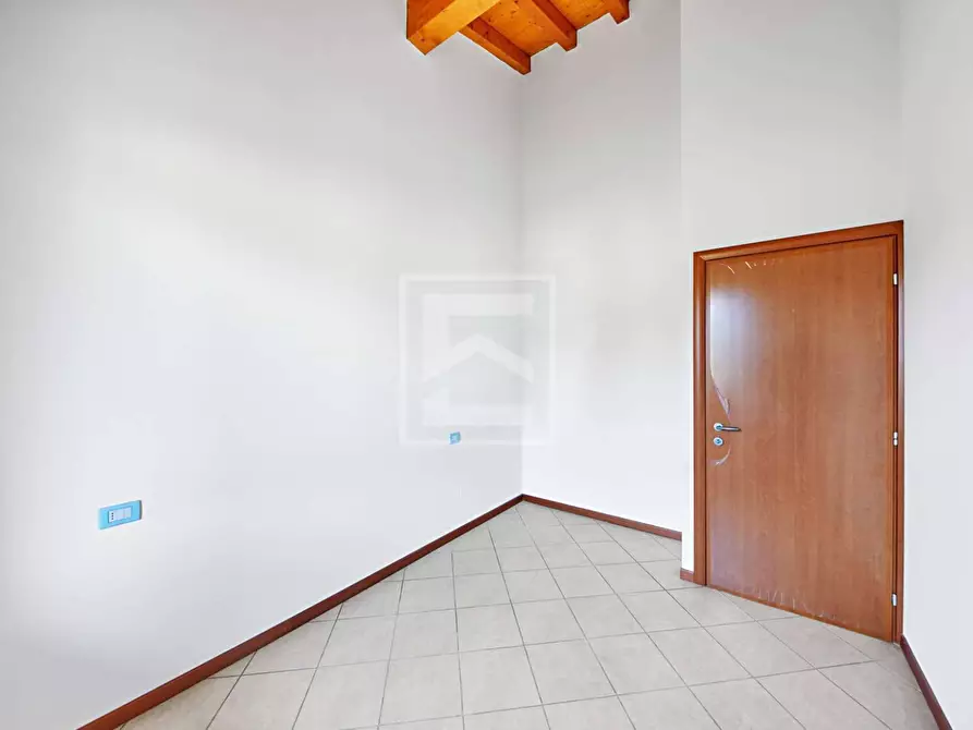 Immagine 3 di Appartamento in vendita  in LUNGOLAGO ZANARDELLI 70 a Toscolano-Maderno