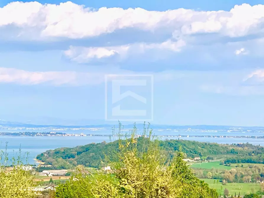 Immagine 10 di Villa in vendita  in via Barcuzzi a Padenghe Sul Garda