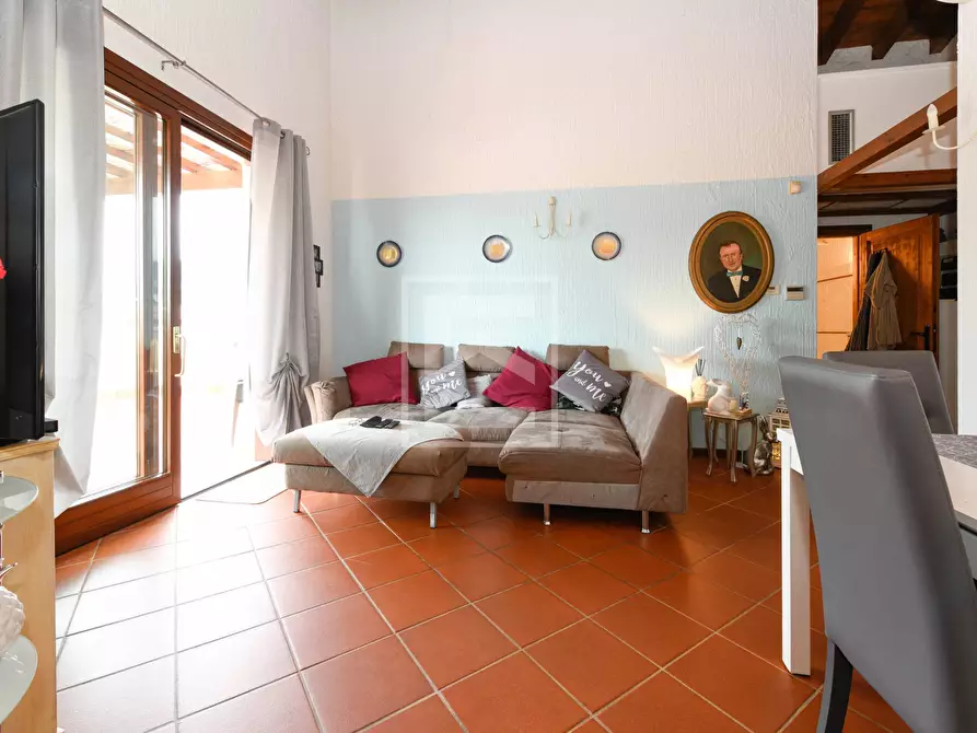 Immagine 5 di Appartamento in vendita  in Località Sermana 1 a Peschiera Del Garda