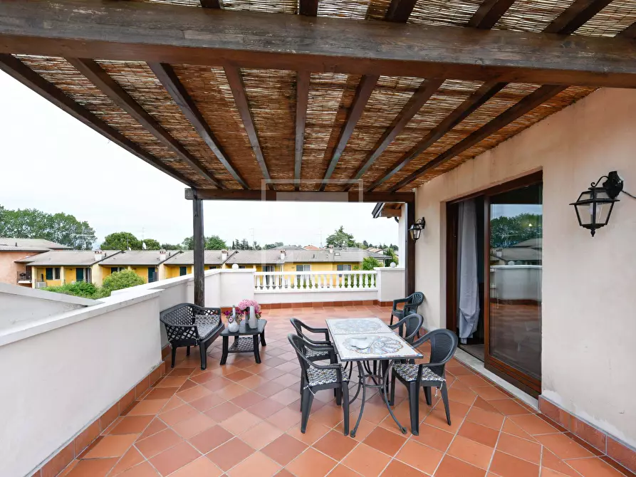 Immagine 2 di Appartamento in vendita  in Località Sermana 1 a Peschiera Del Garda