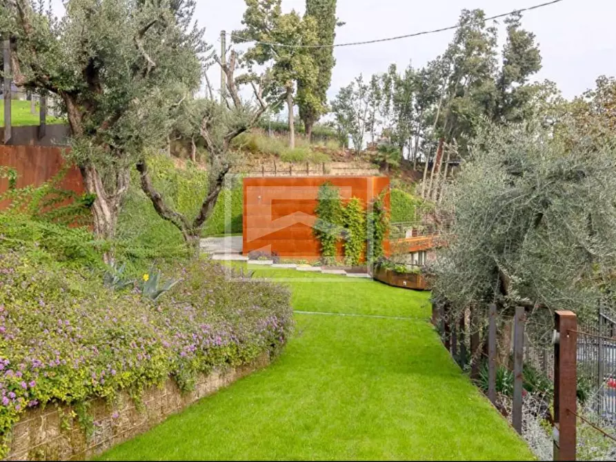 Immagine 48 di Villa in vendita  in Via Cavour a Padenghe Sul Garda