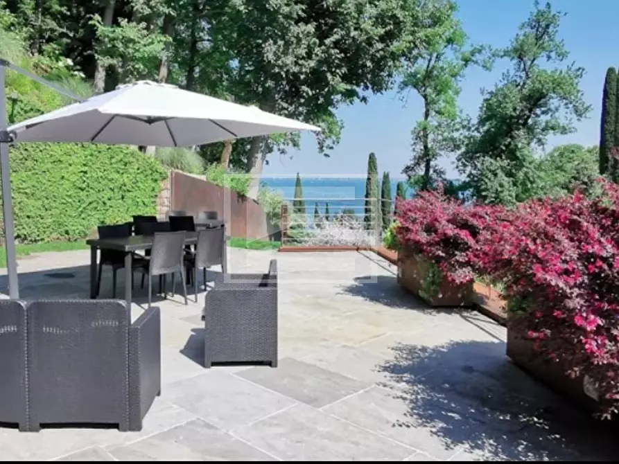 Immagine 23 di Villa in vendita  in Via Cavour a Padenghe Sul Garda