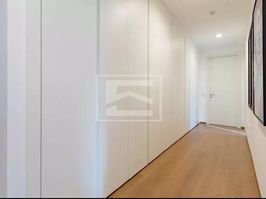 Immagine 29 di Villa in vendita  in Via Cavour a Padenghe Sul Garda