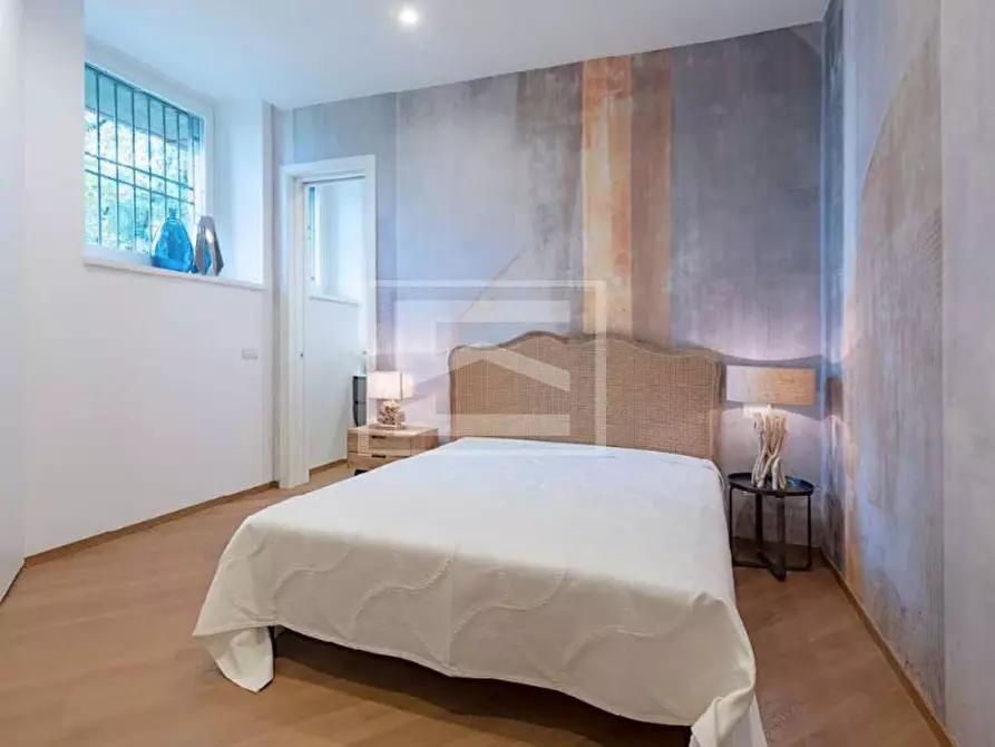 Immagine 43 di Villa in vendita  in Via Cavour a Padenghe Sul Garda