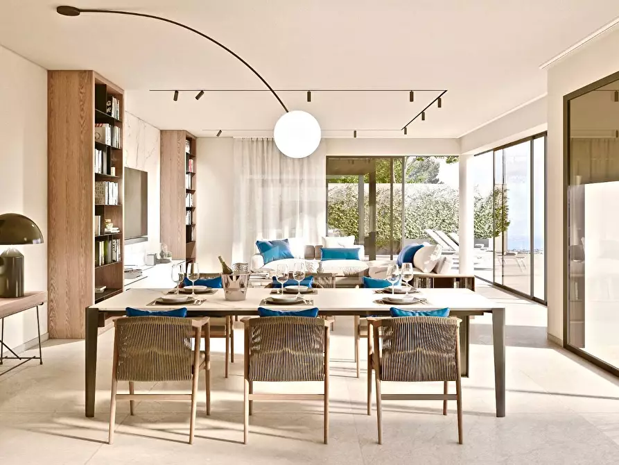 Immagine 6 di Villa in vendita  in via Barcuzzi a Padenghe Sul Garda