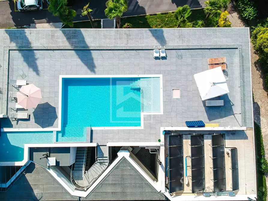 Immagine 24 di Appartamento in vendita  in Via al Vittoriale 11 a Gardone Riviera