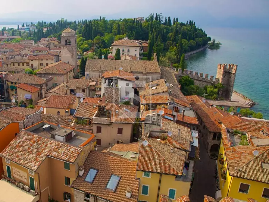 Immagine 16 di Bar / Ristorante in vendita  in via xx5 aprile a Sirmione