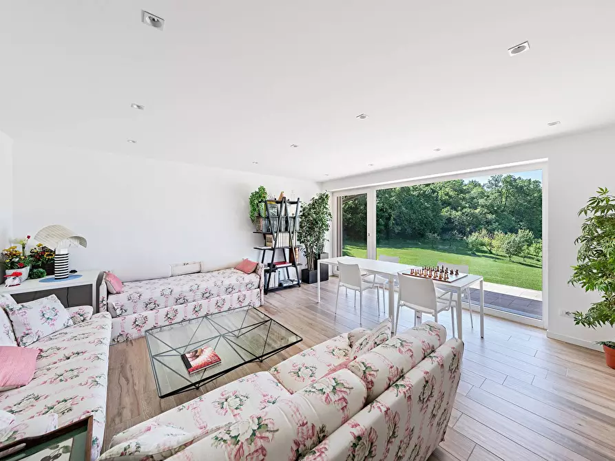 Immagine 6 di Villa in vendita  in Via dei Colli 15 a Calvagese Della Riviera