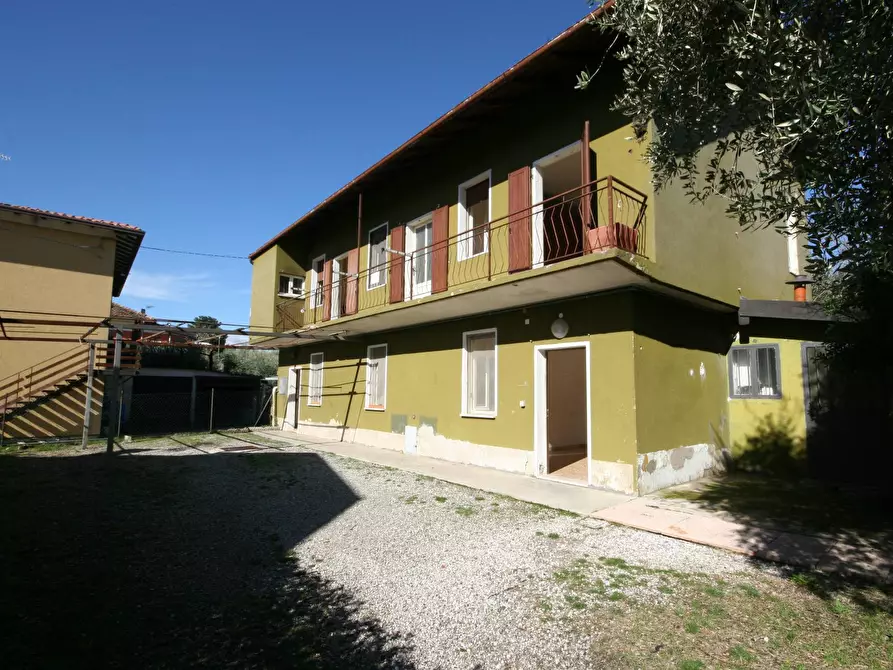 Immagine 1 di Casa indipendente in vendita  in via vallette a San Felice Del Benaco