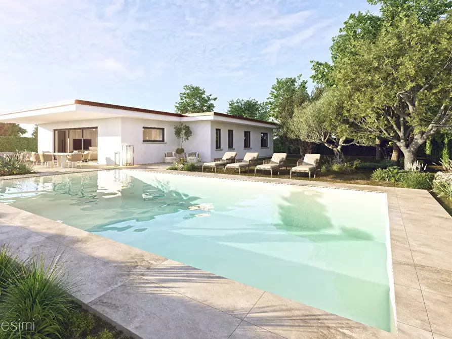 Immagine 1 di Villa in vendita  in via belvedere a Calvagese Della Riviera