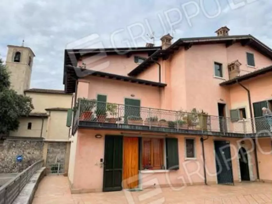 Immagine 1 di Appartamento in vendita  in Via Monte Grappa 26 a Desenzano Del Garda