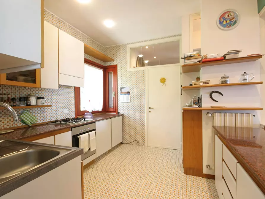 Immagine 11 di Villa in vendita  in Via Catullo a Calvagese Della Riviera