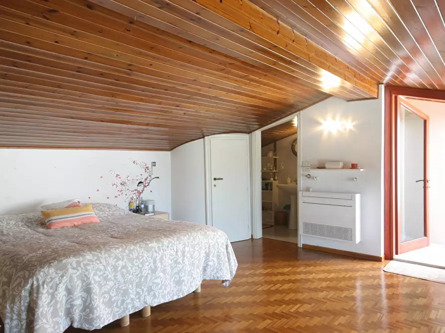 Immagine 23 di Villa in vendita  in Via Catullo a Calvagese Della Riviera