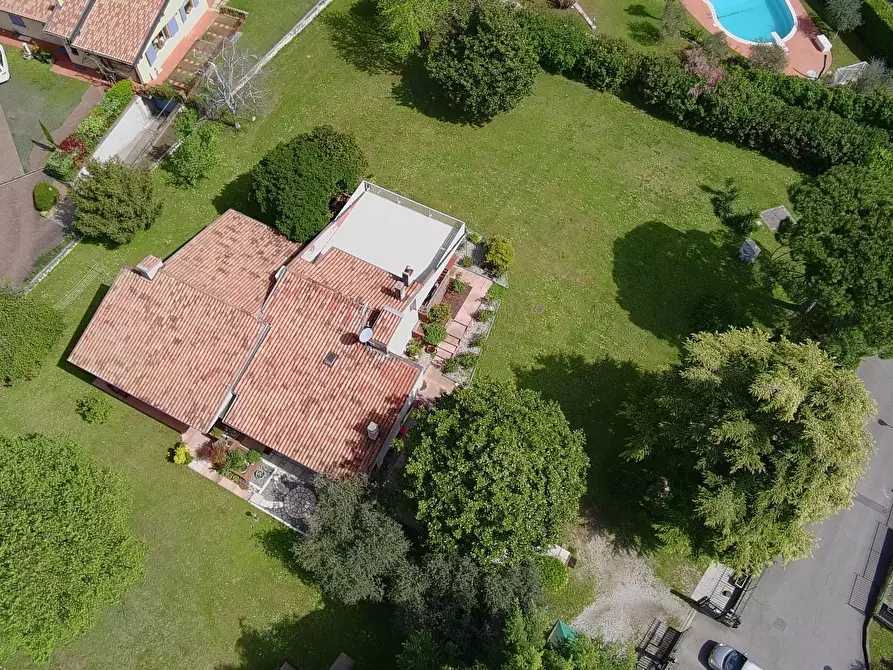 Immagine 27 di Villa in vendita  in Via Catullo a Calvagese Della Riviera