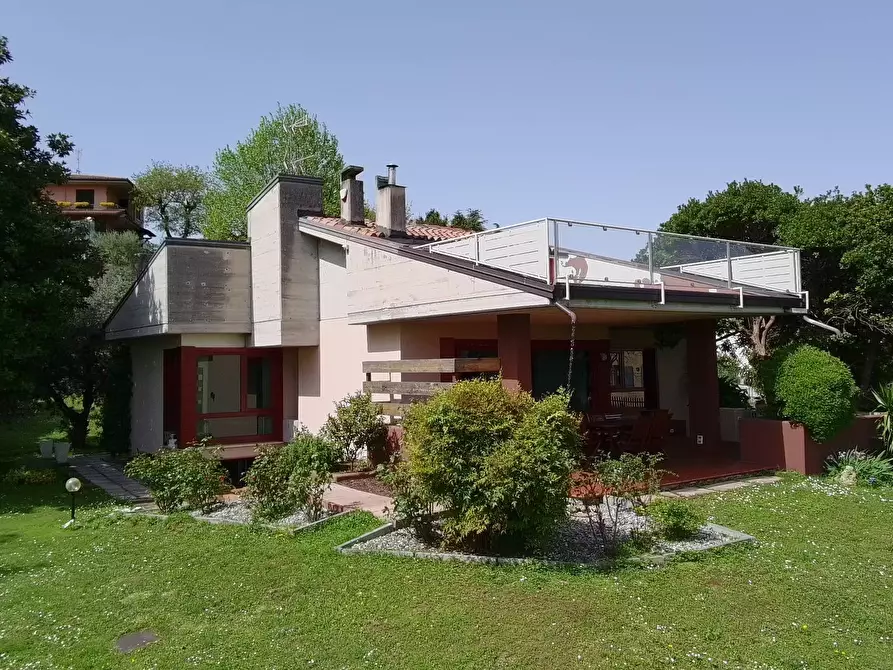 Immagine 4 di Villa in vendita  in Via Catullo a Calvagese Della Riviera