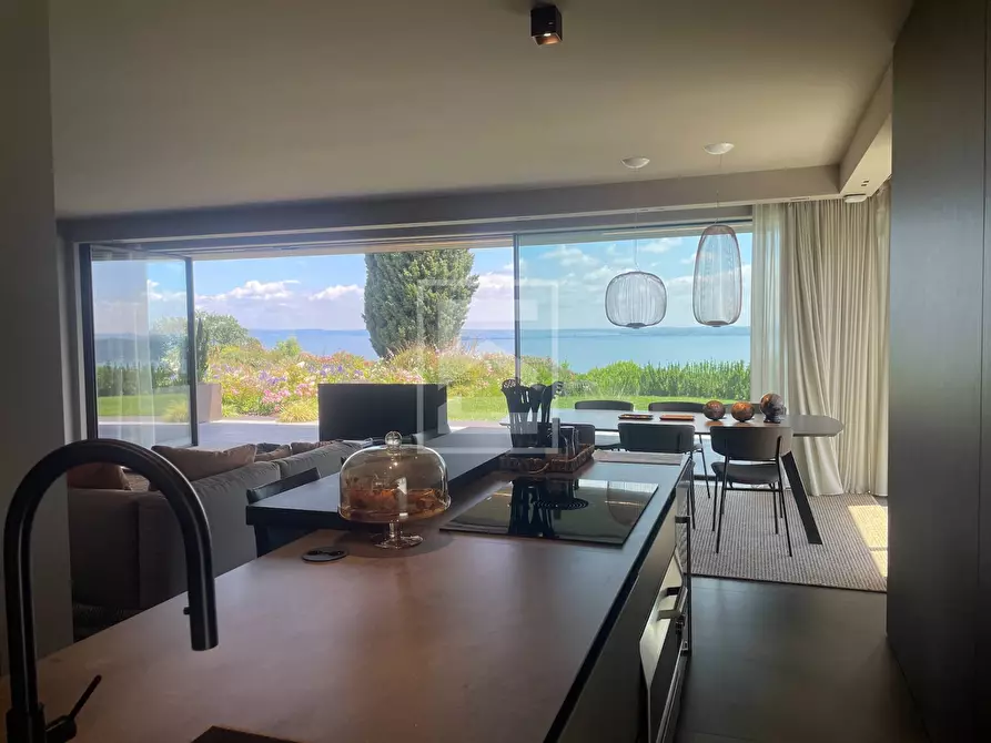 Immagine 11 di Villa in vendita  in Via San Rocco a Padenghe Sul Garda