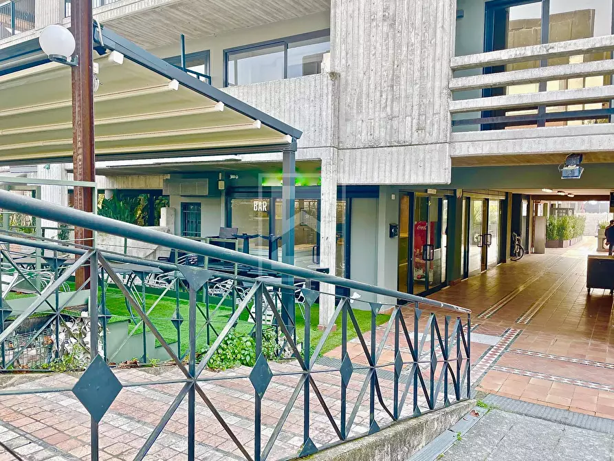 Immagine 35 di Albergo/B&B/Residence in vendita  in via Arici a Sirmione