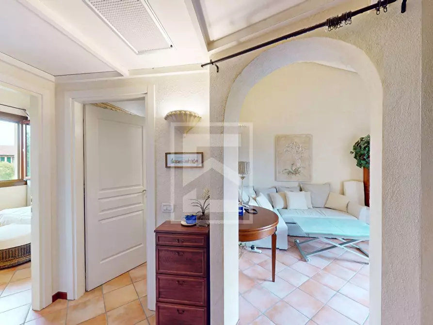 Immagine 11 di Appartamento in vendita  in Località Sermana 1 a Peschiera Del Garda