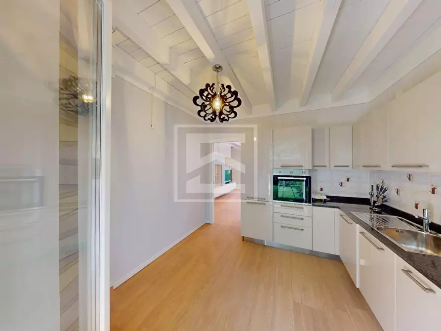 Immagine 8 di Villetta a schiera in vendita  in Via Belvedere a Padenghe Sul Garda