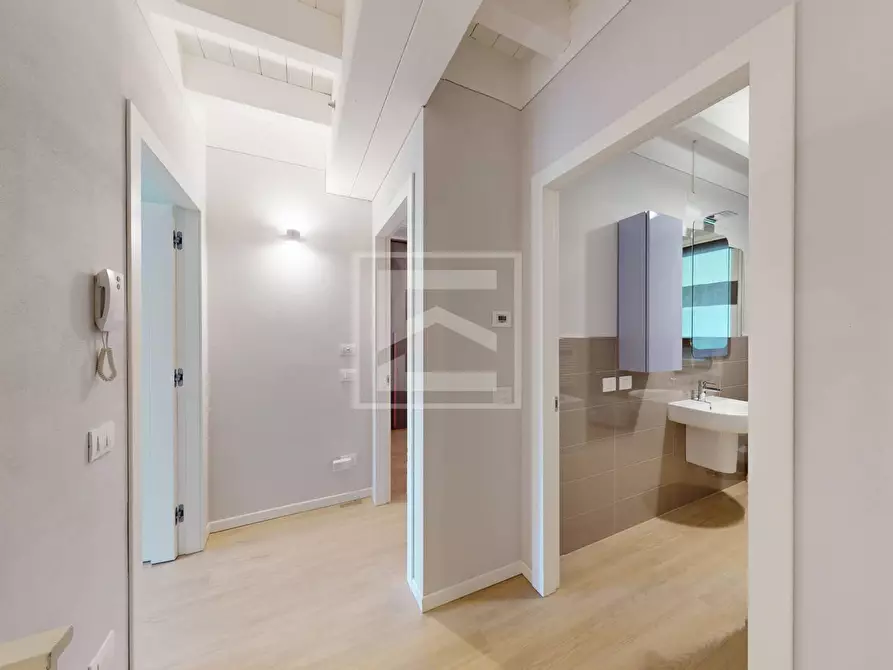 Immagine 13 di Villetta a schiera in vendita  in Via Belvedere a Padenghe Sul Garda