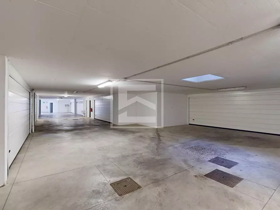 Immagine 33 di Villetta a schiera in vendita  in Via Belvedere a Padenghe Sul Garda